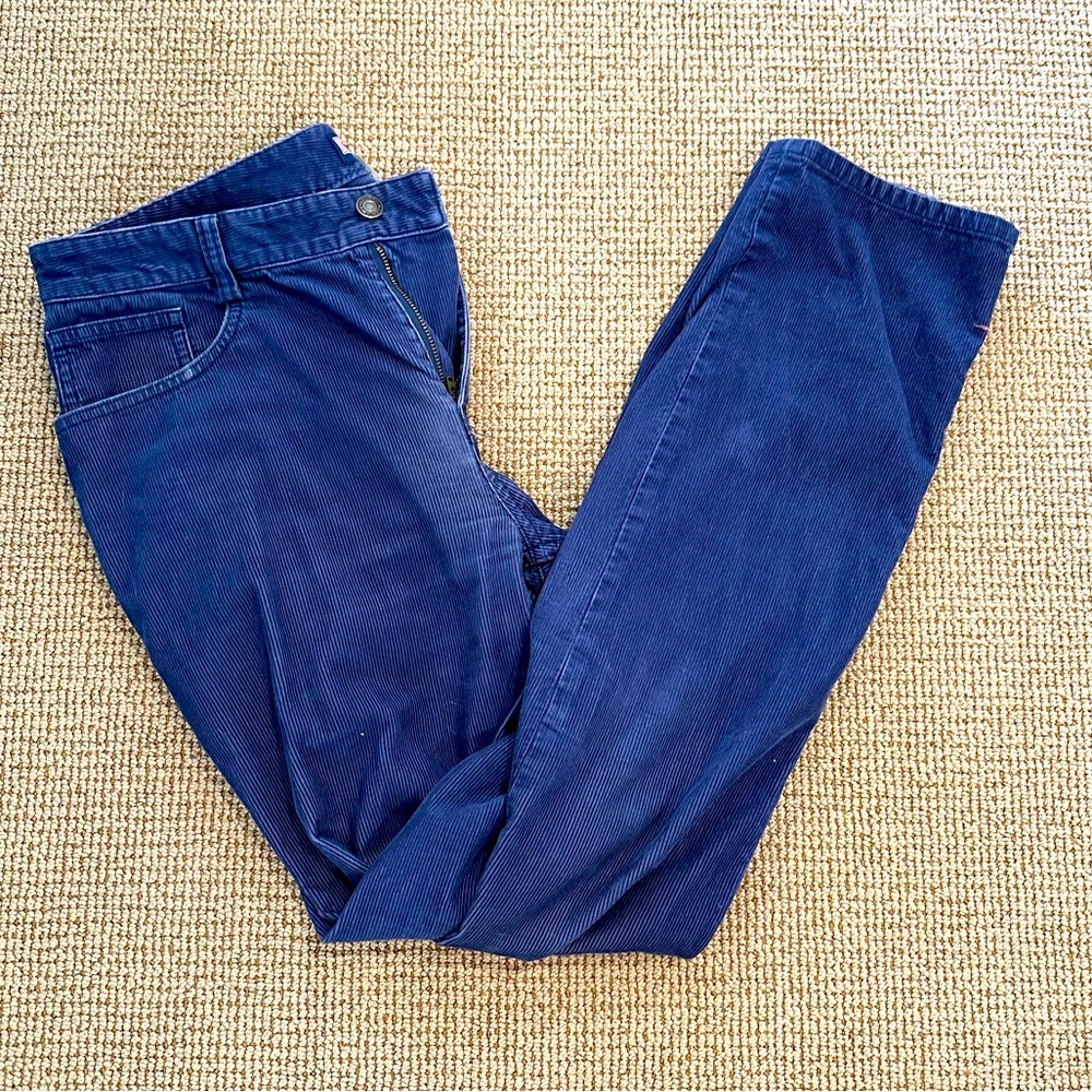 Vineyard Vine Corduroy Blue, Dark Size 32 x 32